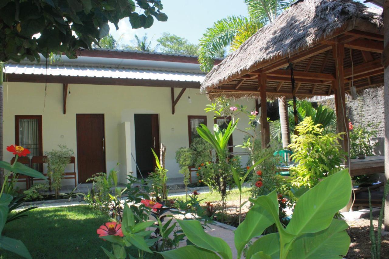 Herry Homestay Kuta  Exterior photo