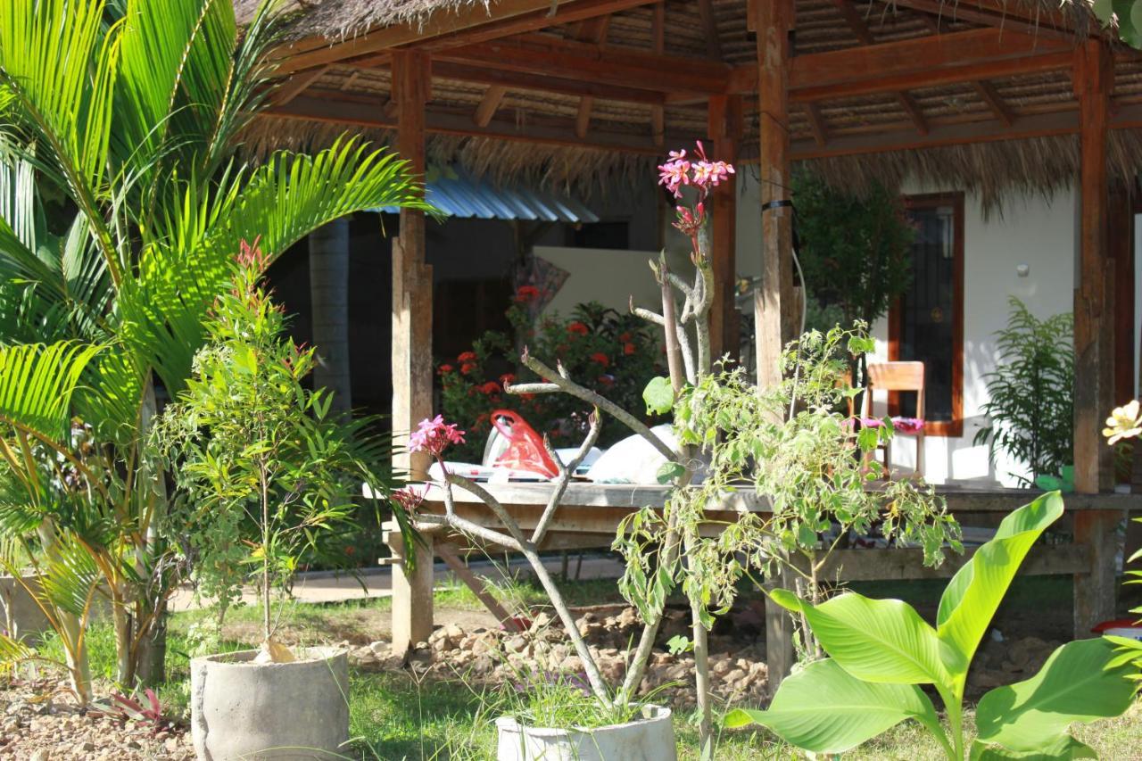 Herry Homestay Kuta  Exterior photo